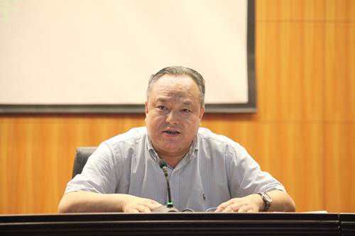 说明: http://www.peczzu.edu.cn/__local/6/A9/50/3C3ADA1B8195BC952628880B63D_724D21BF_D3DE.jpg