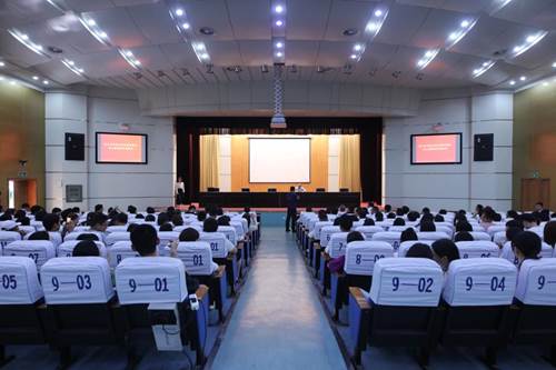 说明: http://www.peczzu.edu.cn/__local/6/E8/87/764EBDBB24D8E6A274ACCCE178B_3FFC1596_15AD5.jpg